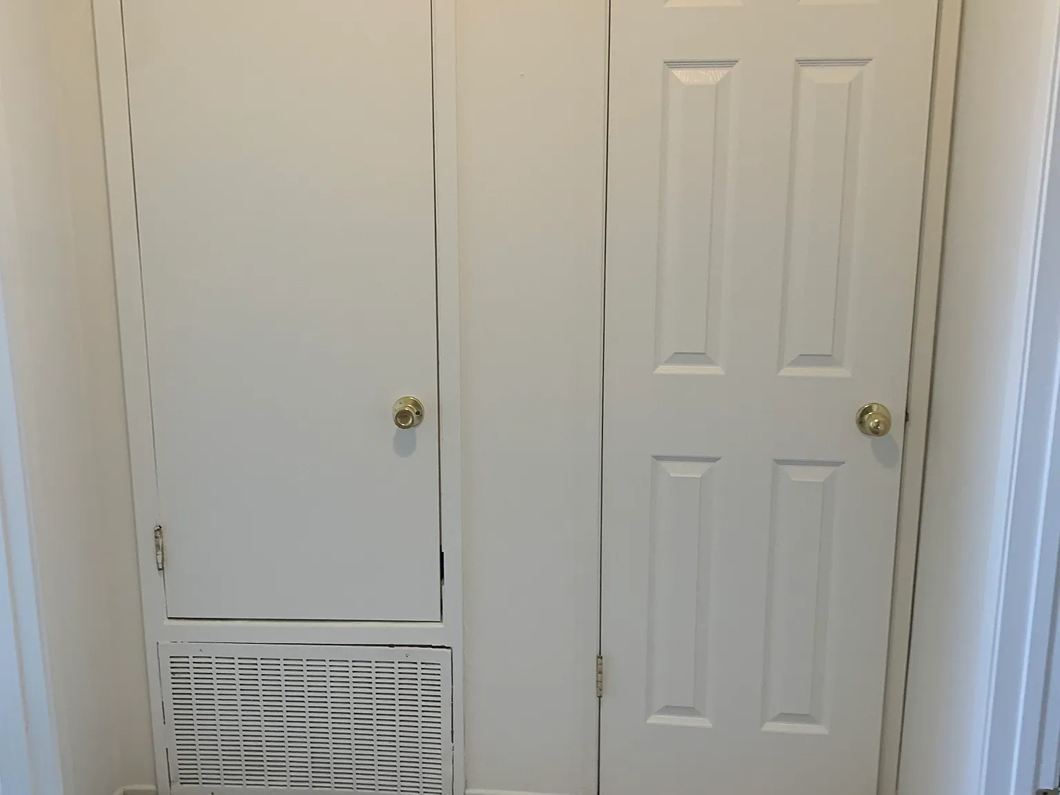 4 bed, 2401 sqft, $4,180 — Photo 4