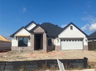 5114 Maroon Creek Dr, Bryan, TX 77802