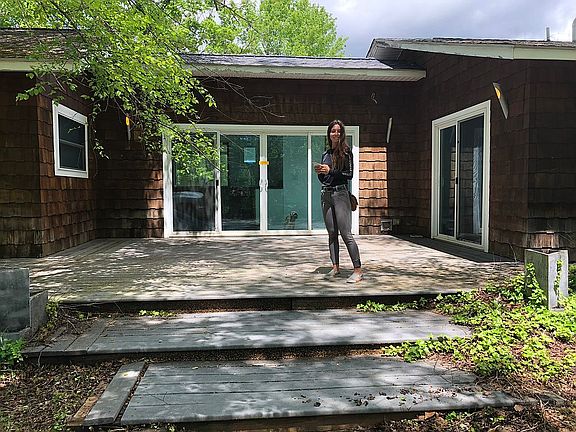 Main entrance 