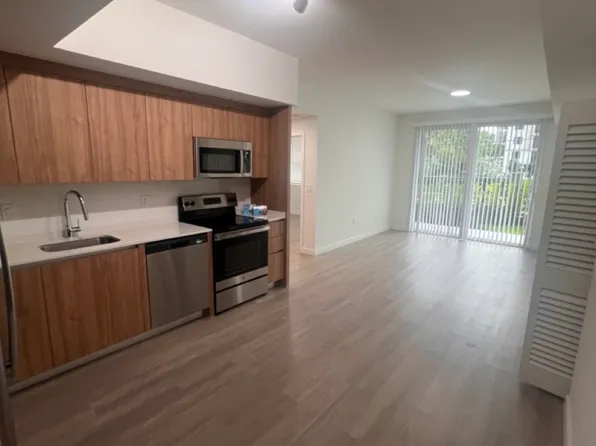 16155 NW 6th Ave #110, Miami, FL 33162