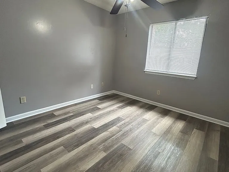 1718 Horseshoe Dr — Photo 13