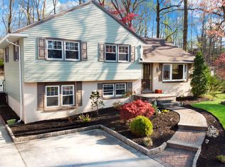 300 Copley Rd, Haddonfield, NJ 08033