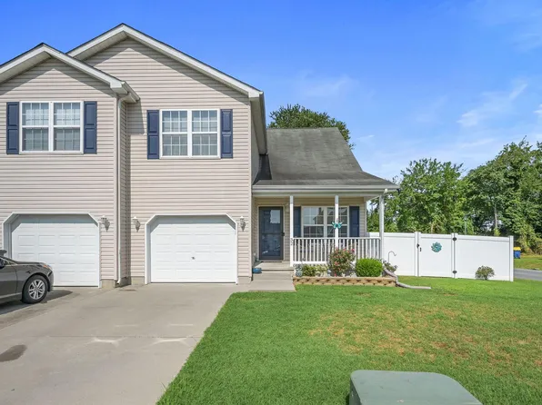 32 Moriarty St, Dover, DE 19901