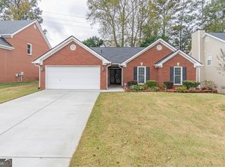 1296 Mandalay Ct SW, Lilburn, GA 30047