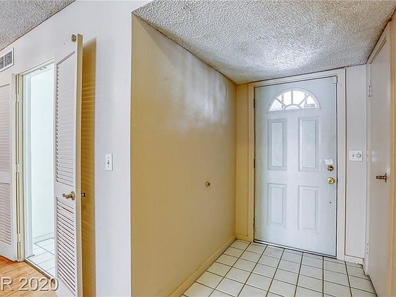 4th image of 2939 Calle Del Valle