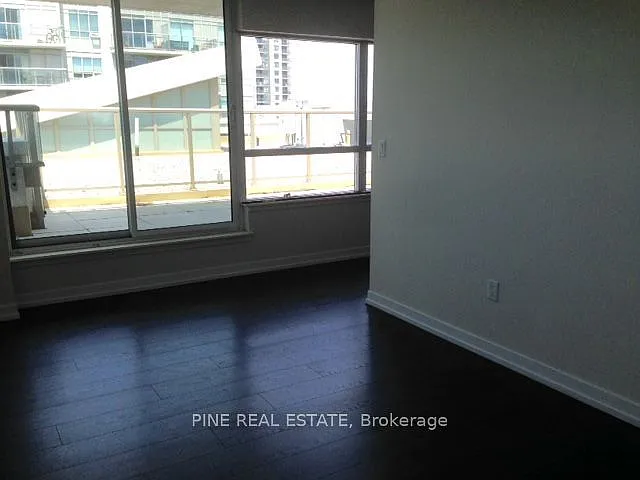 812 Lansdowne Ave #1212 — Photo 10