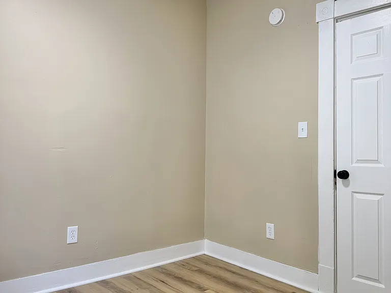 2034 Avenue A #1 — Photo 12