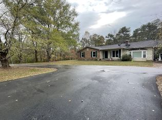 1013 Fullers Chapel Ln, Leoma, TN 38468
