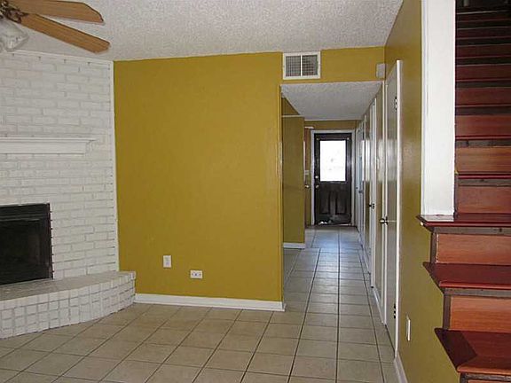 5th image of 2451 Idaho Ave