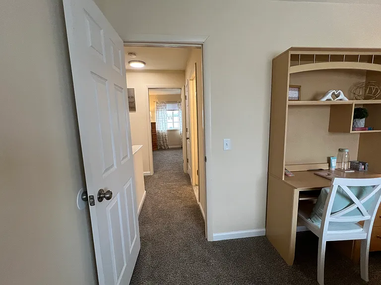 Greenleaf Meadows Apartments — Photo 38