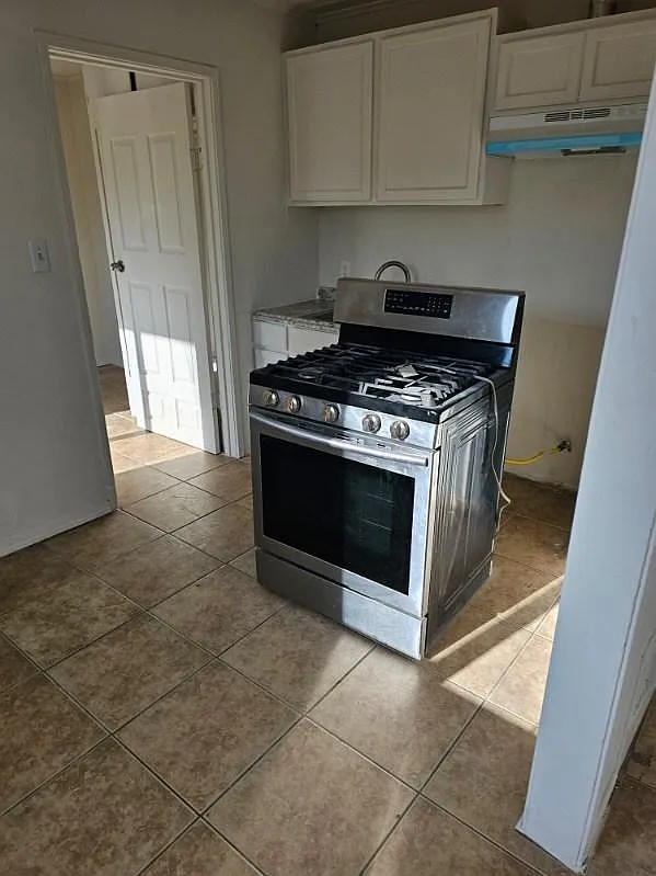 1 bed, 800 sqft, $875 — Photo 2