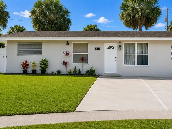 1545  S 24th Court, West Palm Beach, FL 33404