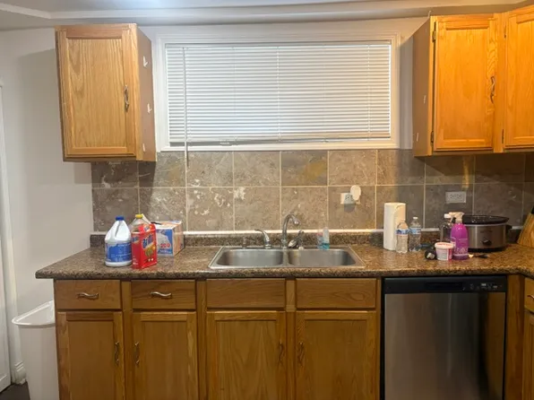 19 E 123rd St, Chicago, IL 60628