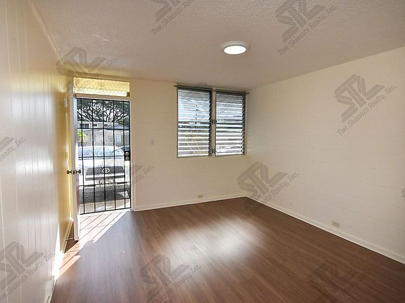 3rd image of 94-106 Pupupuhi St APT A