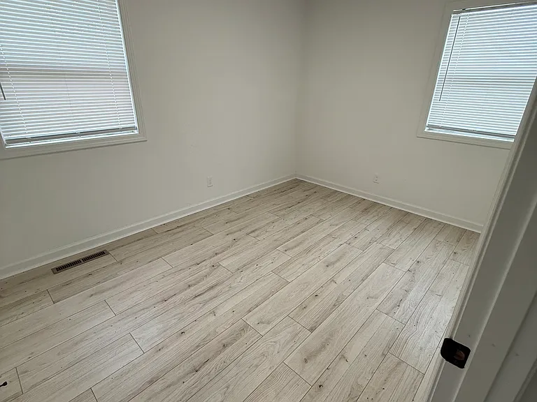 7023 W Newell St — Photo 8