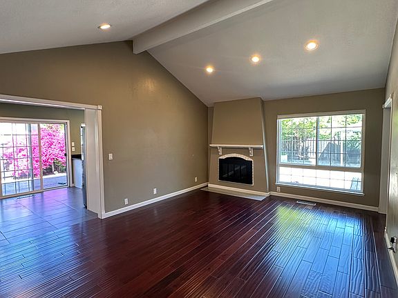 2nd image of 6118 Shelly Ct