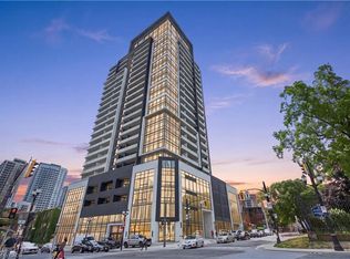 15 Queen St S #1302, Hamilton, ON L8P 3R4