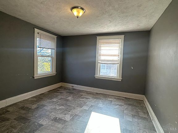 3rd image of 2266 Harrison Ave