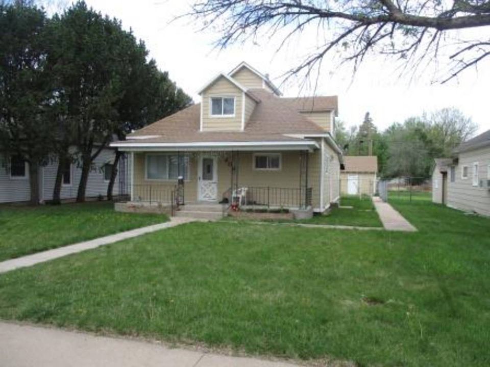 2nd image of 604 S Ash St
