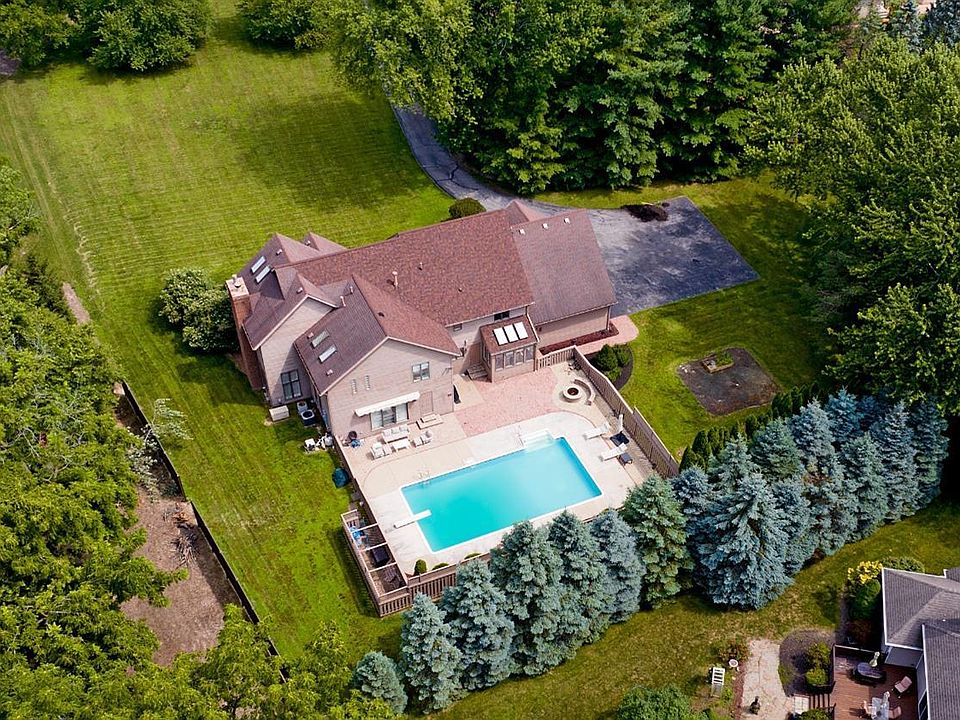 2208 Hull Rd, Sandusky, OH 44870 Zillow
