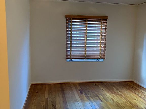 5th image of 1643 Rodney Dr #1