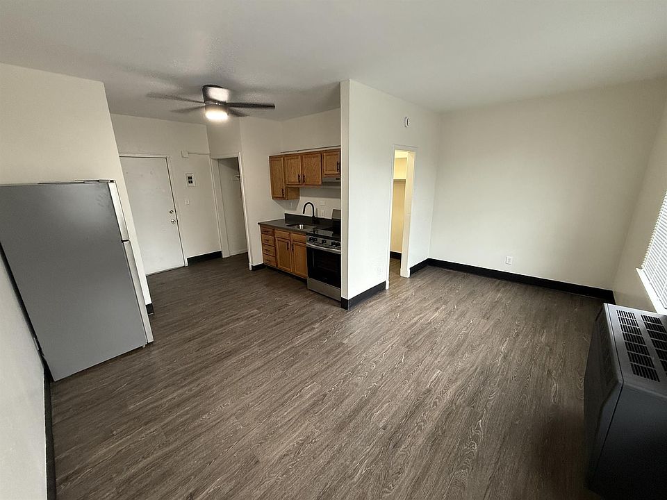 1st image of 123 E Iowa Ave #5