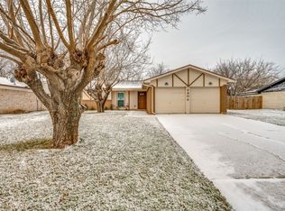 6904 Maryhill Rd, Forest Hill, TX 76140