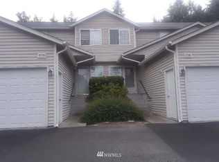 5704 99th St E, Puyallup, WA 98373