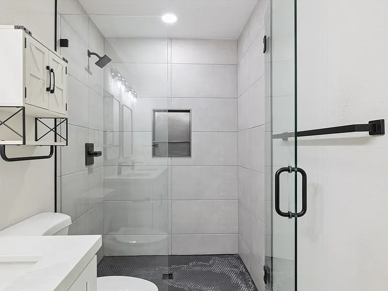 5117 East Dr — Photo 19