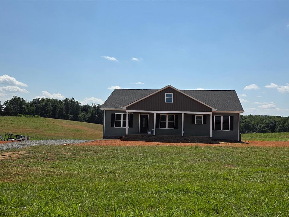 2nd image of 1903 Horseshoe Rd