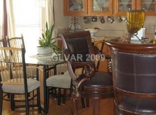 2824 Shannon River Dr, Las Vegas, NV 89117