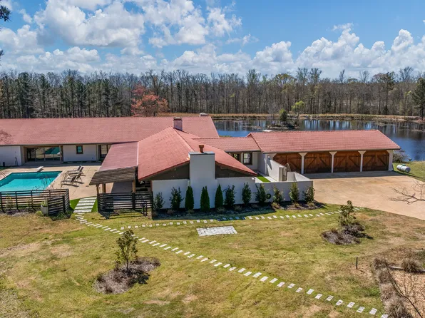 1229 Pierce Rd, Waverly Hall, GA 31831