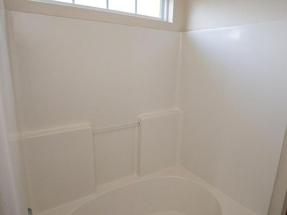 5th image of 604 Savannah River Dr