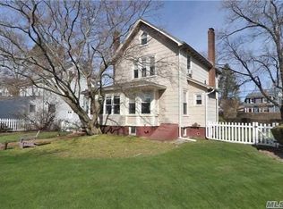 213 Glen Ave, Sea Cliff, NY 11579