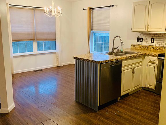 4th image of 2511 Thames Valley Way