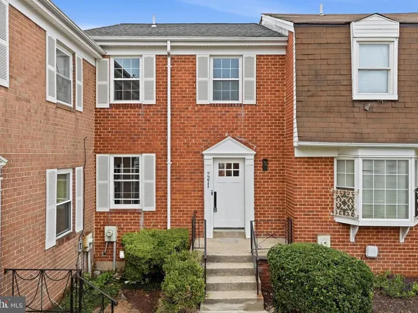 7211 Cross St, District Heights, MD 20747