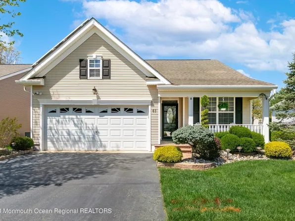 41 Maremanna Drive, Manalapan, NJ 07726