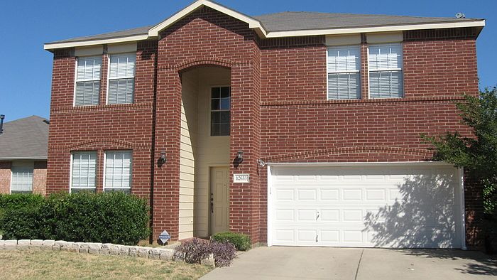 1st image of 12653 Oakwood Cir