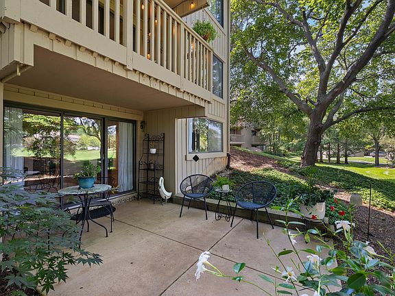 5th image of 70 Cedar Rdg APT C