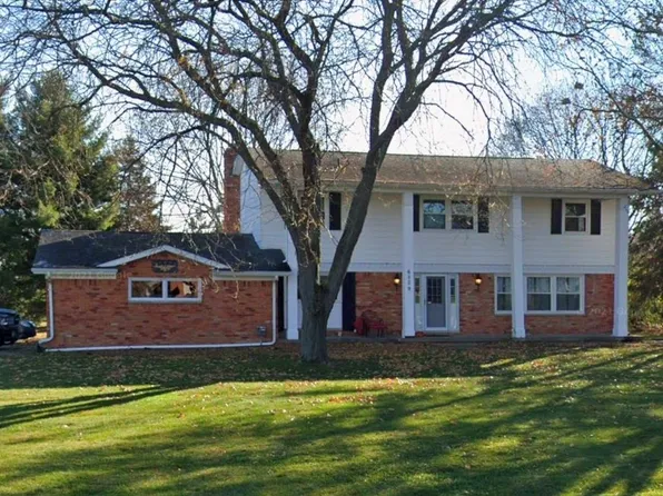 6139 Pebbleshire Cir, Grand Blanc, MI 48439