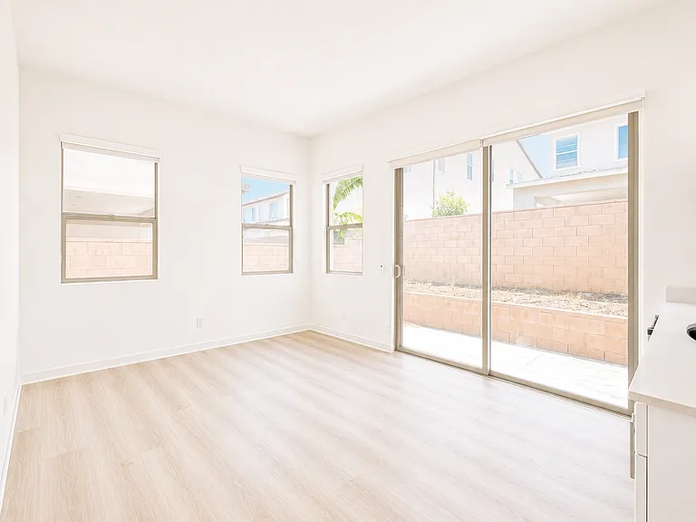 4780 S Ivy Ave — Photo 11