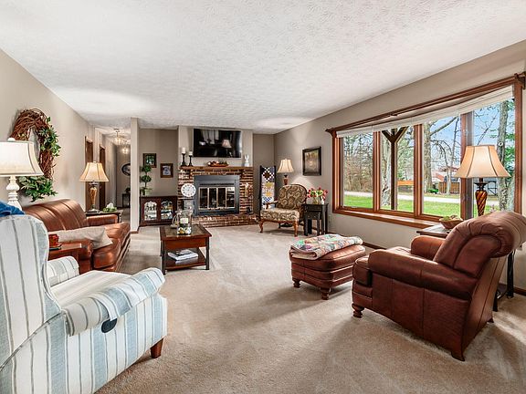 4th image of 7576 Lee Rd