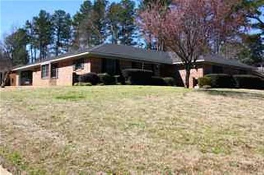 1st image of 4400 Memorial Dr