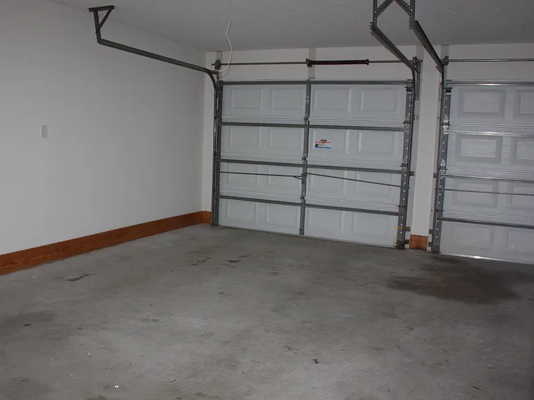 302 Jessup St — Photo 2