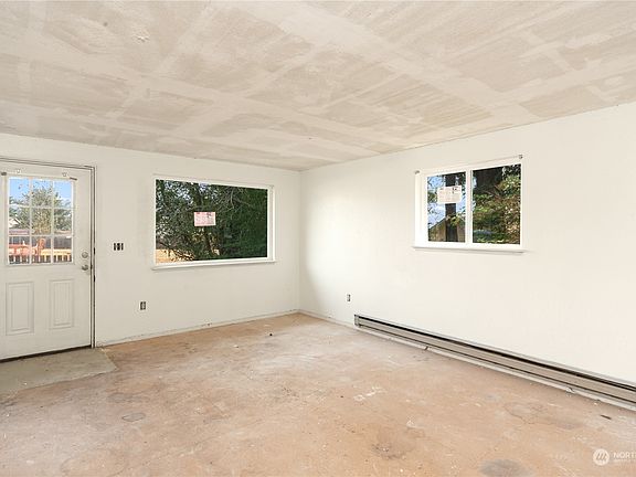 4th image of 531 & 541 Parkside Drive