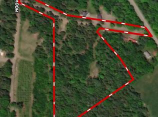 135 Hoover Ln, Lincoln, ME 04457