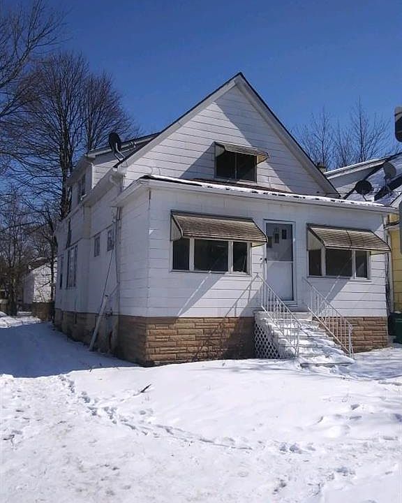 1st image of 101 Zelmer St