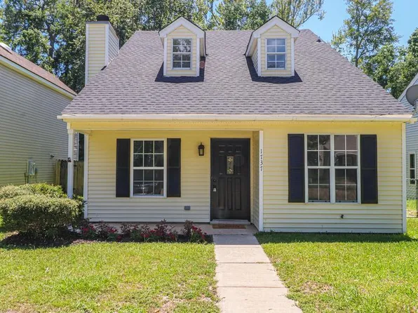 1737 James Buchanan Dr, Biloxi, MS 39531