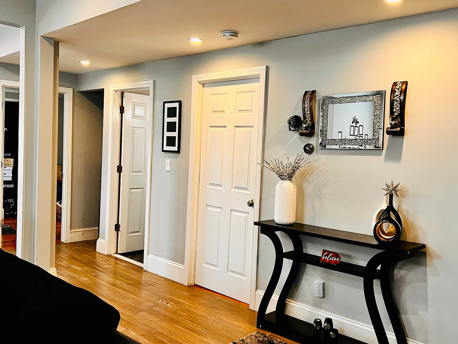 5 bed, 2300 sqft, $5,000 — Photo 4