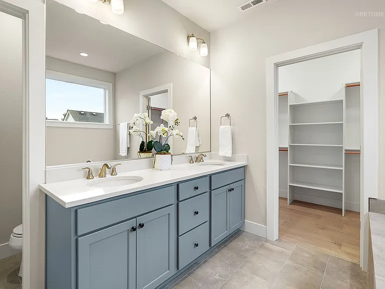 11678 NW Kearney St — Photo 15